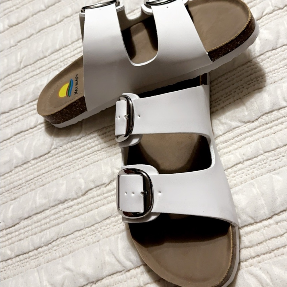 Women’s sandals new